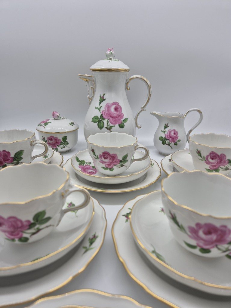 Meissen — Prunkteller, Blumendekor